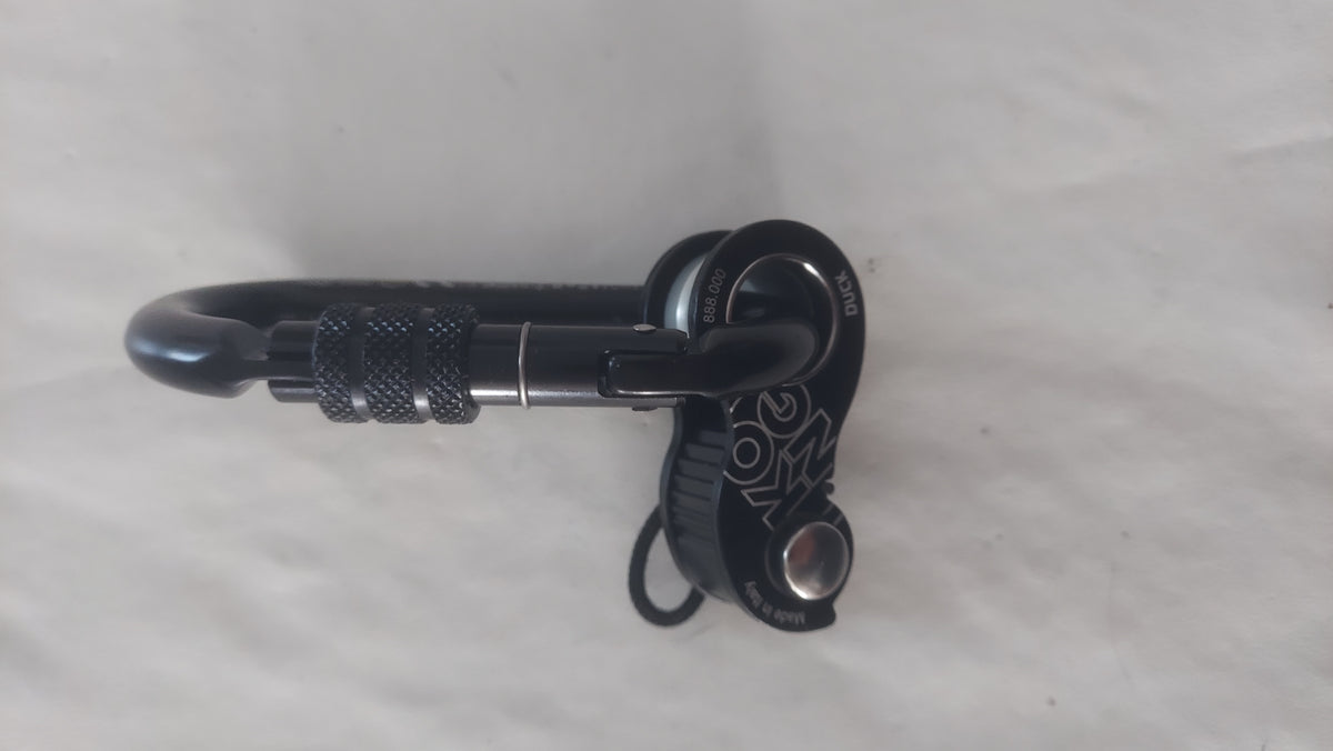 Kong Duck and Carabiner RDA Outdoors